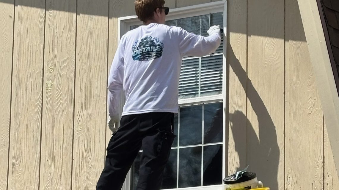 Second Story Window cleaning in Jonesborough TN